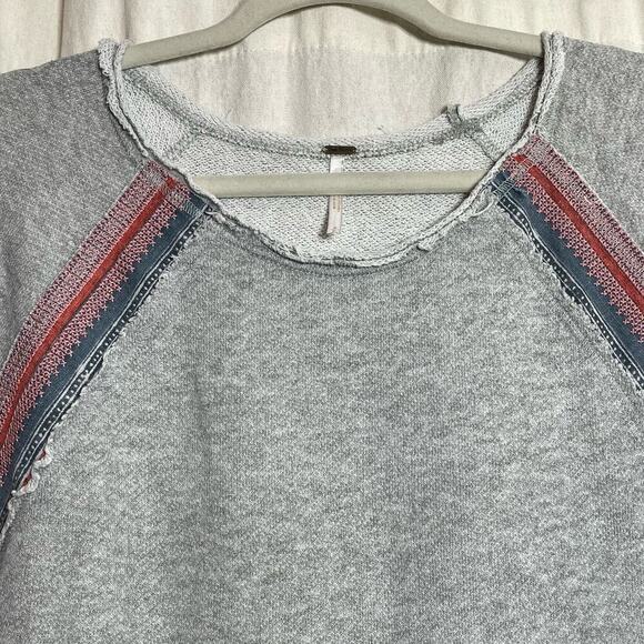 Free People Women's Sweater Distressed Western Aztec Print Pullover Sz Small - Picture 6 of 8